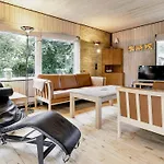 6 Person Holiday Home In Vaeggerlose-By Traum Bøtø By
