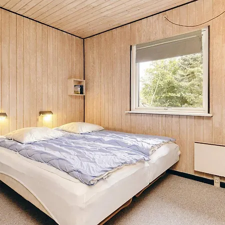 4 Star In Vaeggerlose * Bøtø By