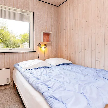 Feriehus 6 Person In Vaeggerlose-by Traum